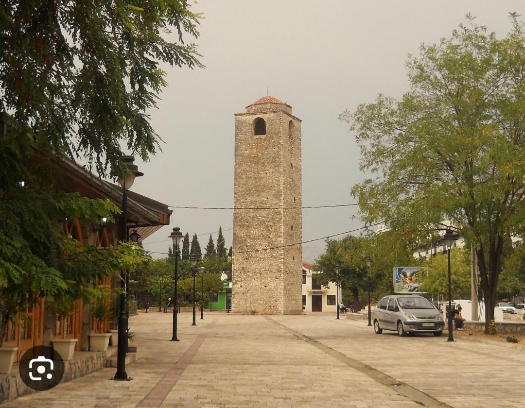 Apartment Clock Tower Подгорица Экстерьер фото